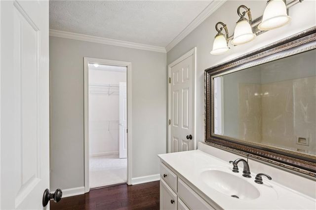 145 Shelli Lane, Roswell, GA 30075
