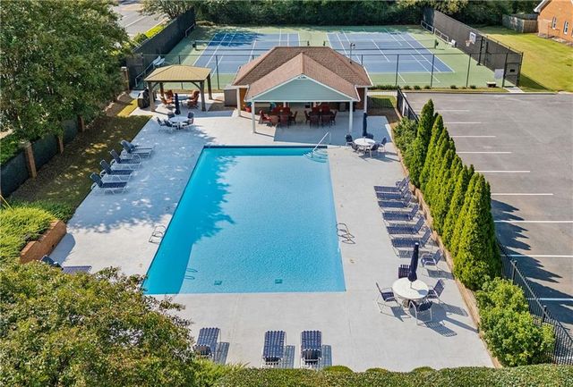 145 Shelli Lane, Roswell, GA 30075