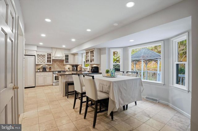 625 S SWEETWATER DR, Feasterville Trevose, PA 19053