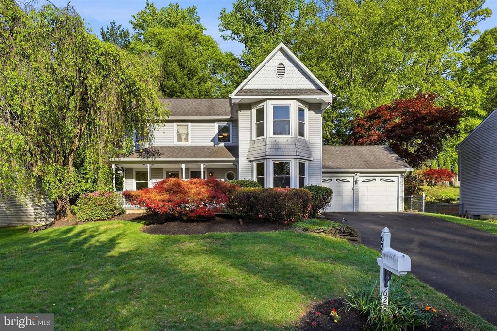 625 S SWEETWATER DR, Feasterville Trevose, PA 19053