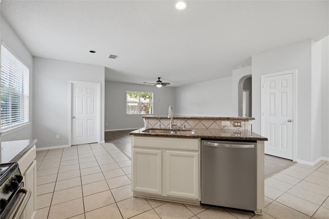 422 Abbey, League City, TX 77573