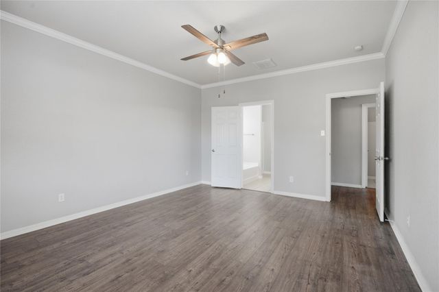 422 Abbey, League City, TX 77573