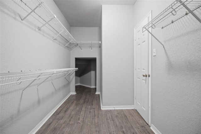 422 Abbey, League City, TX 77573