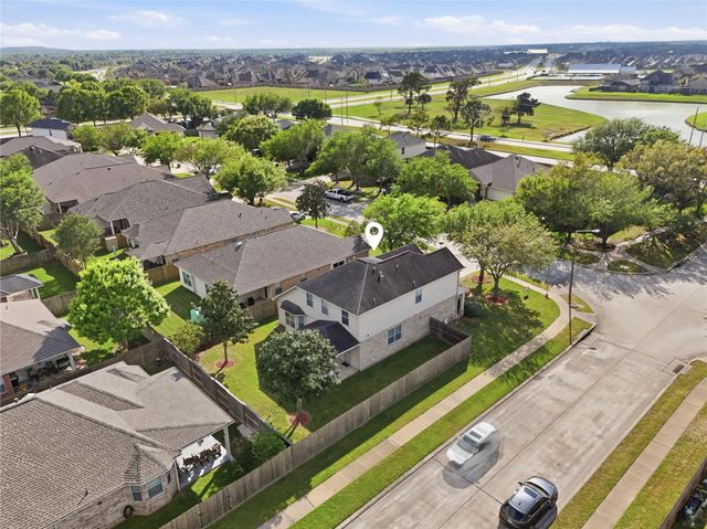 422 Abbey, League City, TX 77573