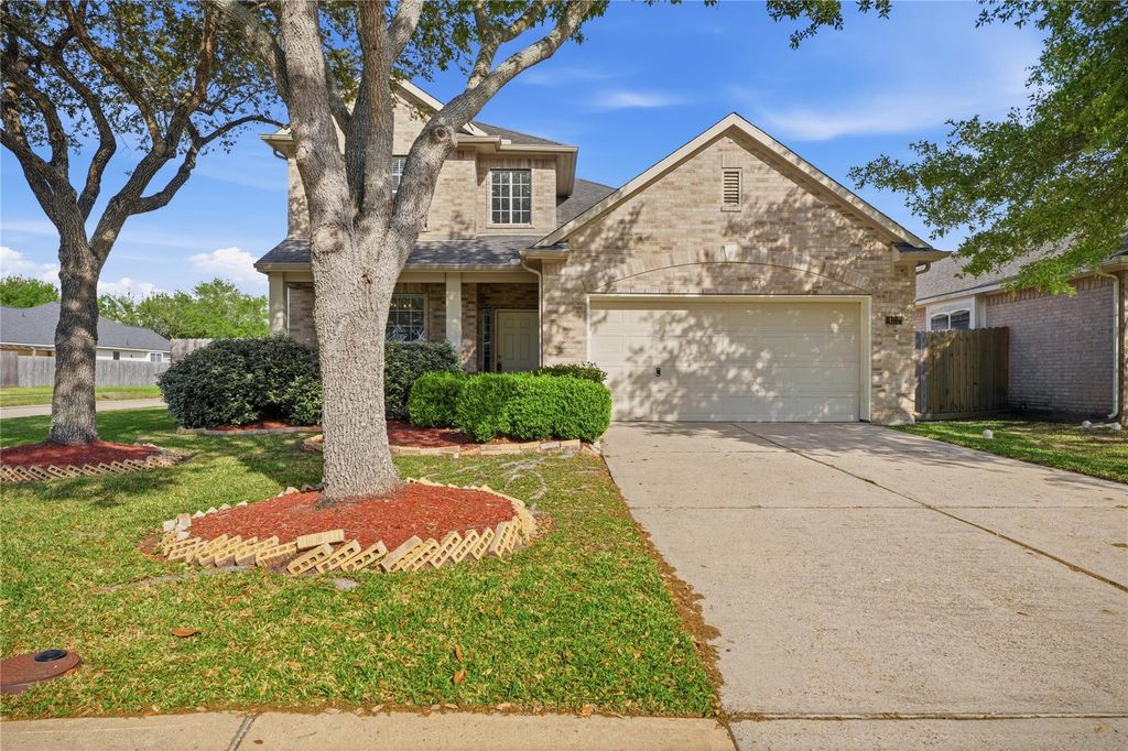 422 Abbey, League City, TX 77573