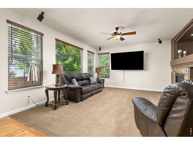 279 Bittern Dr, Johnstown, CO 80534