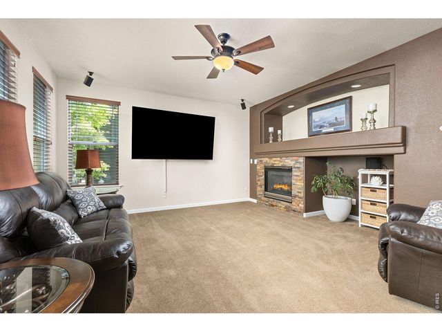 279 Bittern Dr, Johnstown, CO 80534