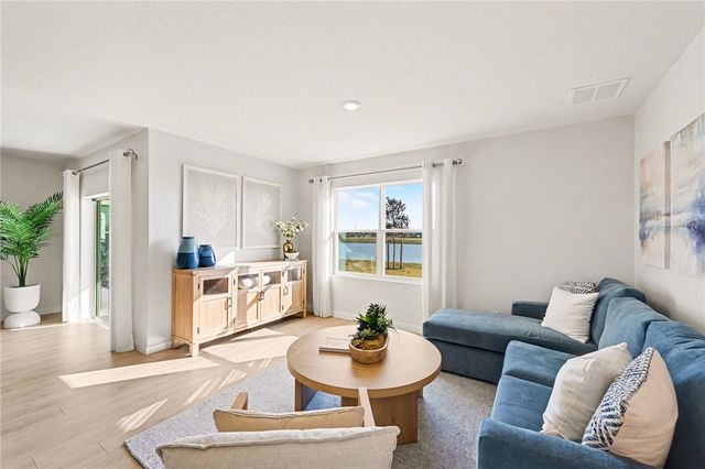 9062 Venetian Square, Vero Beach, FL 32966