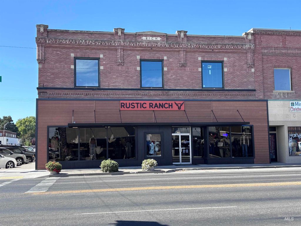 1258 Overland Ave Upstairs Unit, Burley, ID 83318 photo 3