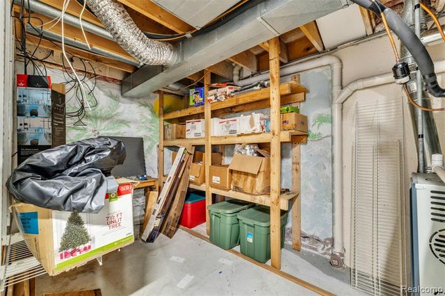 49285 Ashley Court, Shelby Twp, MI 48315