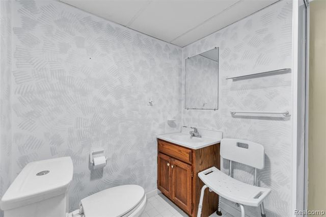 49285 Ashley Court, Shelby Twp, MI 48315