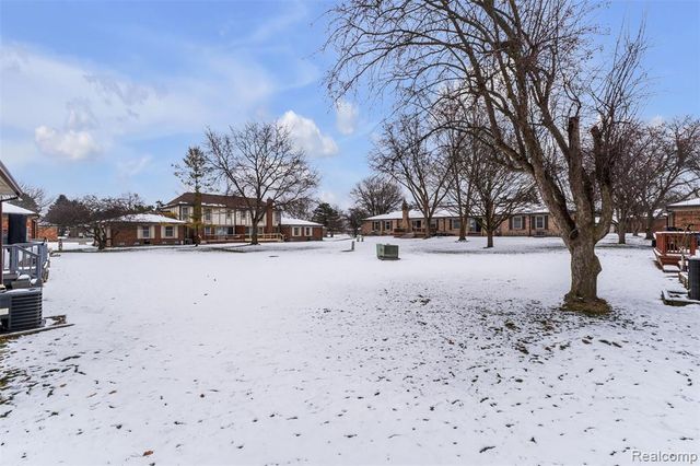 49285 Ashley Court, Shelby Twp, MI 48315