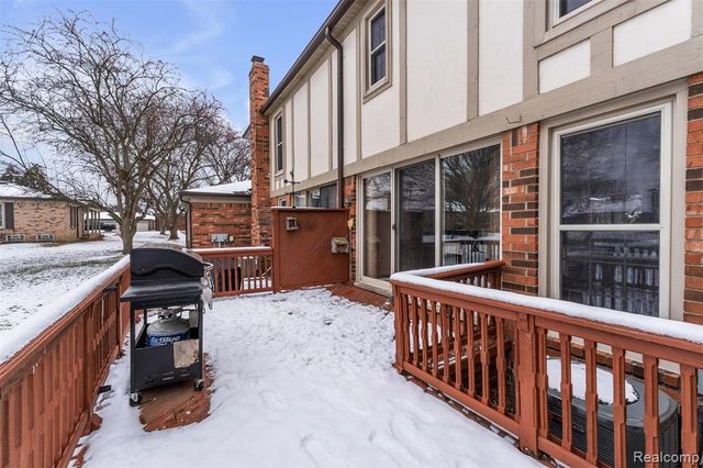 49285 Ashley Court, Shelby Twp, MI 48315