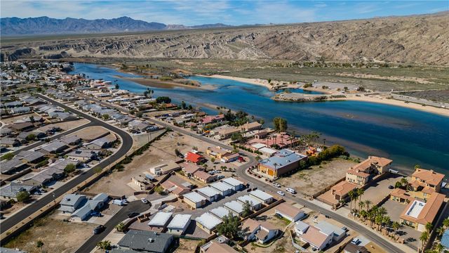 370 Riverfront Drive 4, Bullhead City, AZ 86442