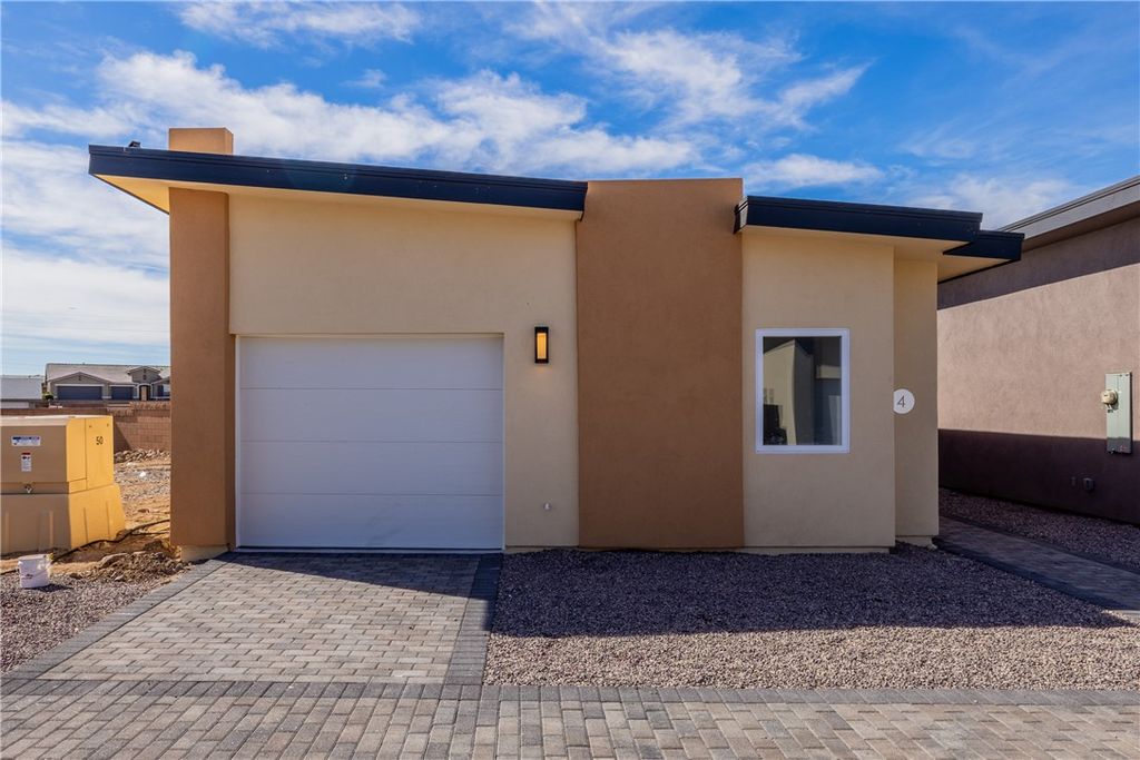 370 Riverfront Drive 4, Bullhead City, AZ 86442