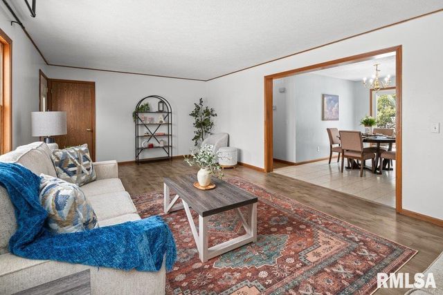 2146 250TH Street, Grand Mound, IA 52751