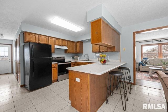 2146 250TH Street, Grand Mound, IA 52751