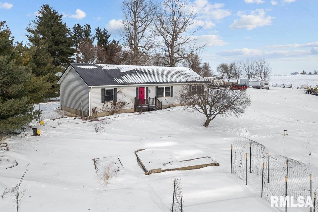 2146 250TH Street, Grand Mound, IA 52751