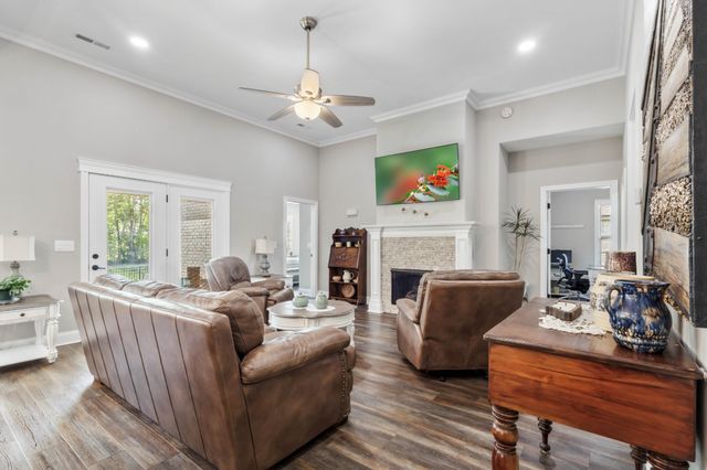 1558 Hereford Blvd, Clarksville, TN 37043