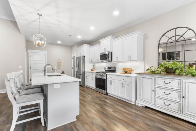 1558 Hereford Blvd, Clarksville, TN 37043
