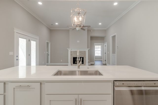 1558 Hereford Blvd, Clarksville, TN 37043