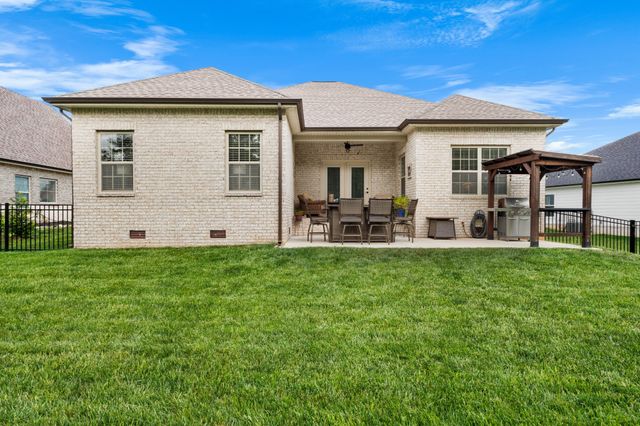 1558 Hereford Blvd, Clarksville, TN 37043