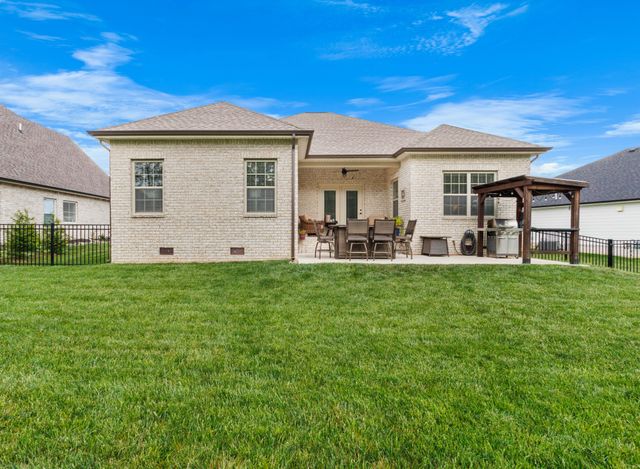 1558 Hereford Blvd, Clarksville, TN 37043
