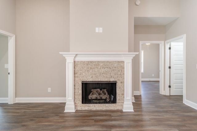 1558 Hereford Blvd, Clarksville, TN 37043