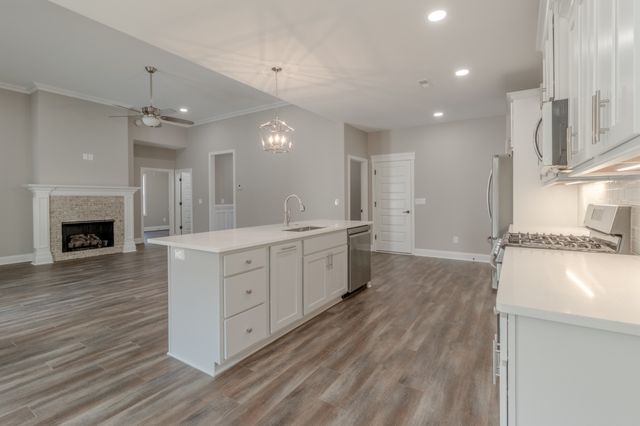 1558 Hereford Blvd, Clarksville, TN 37043