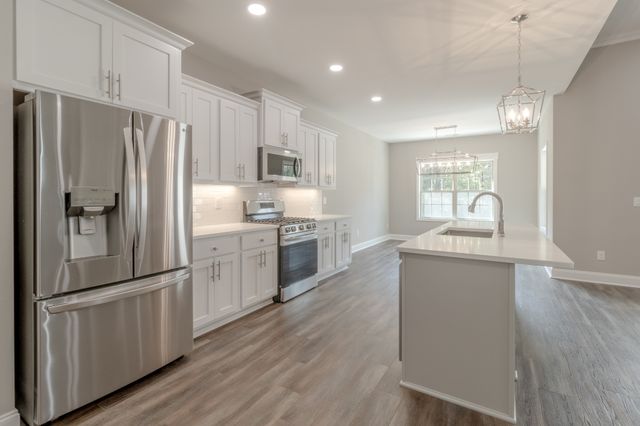 1558 Hereford Blvd, Clarksville, TN 37043