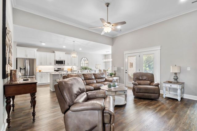 1558 Hereford Blvd, Clarksville, TN 37043