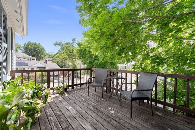 589 Willard St 2, Quincy, MA 02169