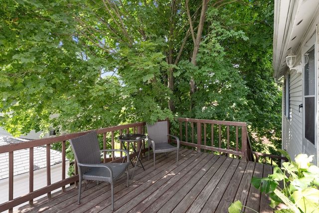 589 Willard St 2, Quincy, MA 02169