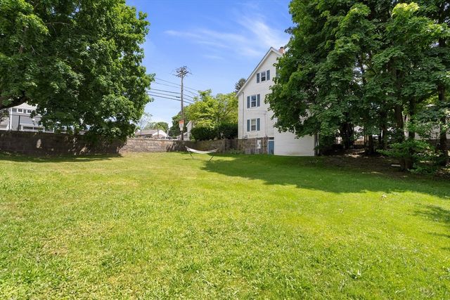 589 Willard St 2, Quincy, MA 02169