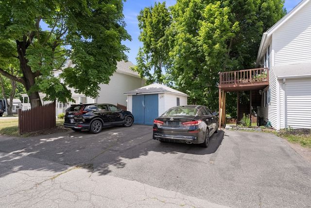 589 Willard St 2, Quincy, MA 02169