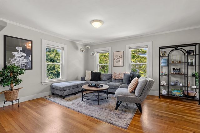 589 Willard St 2, Quincy, MA 02169