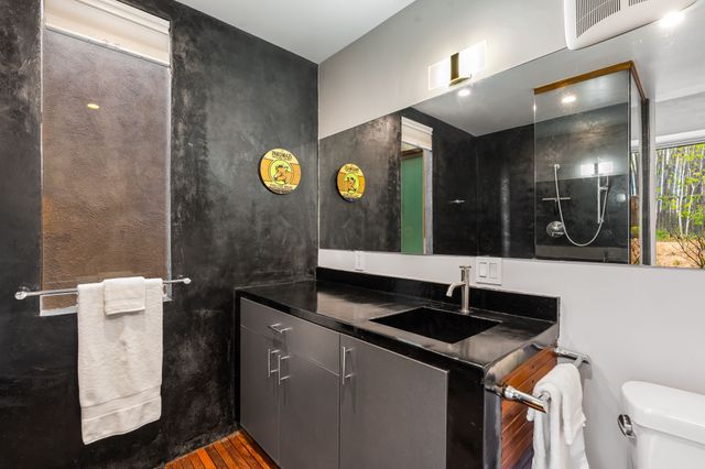 5025 Agua Fria Park, Santa Fe, NM 87507