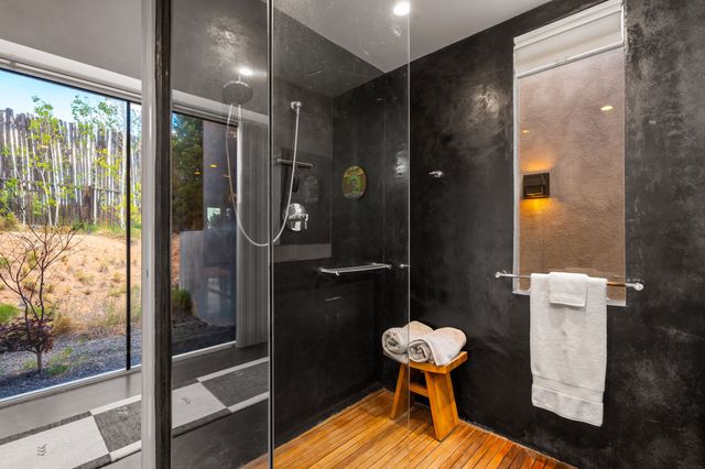 5025 Agua Fria Park, Santa Fe, NM 87507