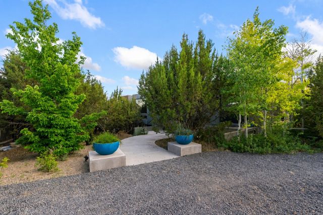 5025 Agua Fria Park, Santa Fe, NM 87507