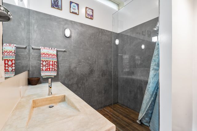 5025 Agua Fria Park, Santa Fe, NM 87507