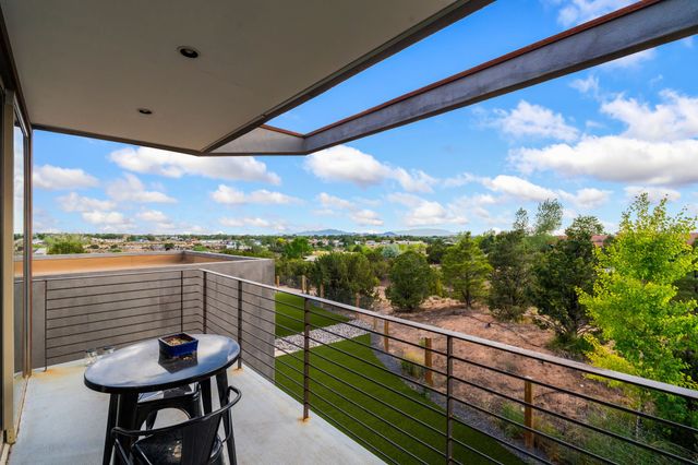 5025 Agua Fria Park, Santa Fe, NM 87507