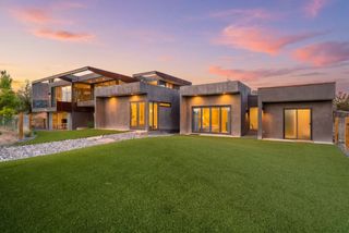 5025 Agua Fria Park, Santa Fe, NM 87507