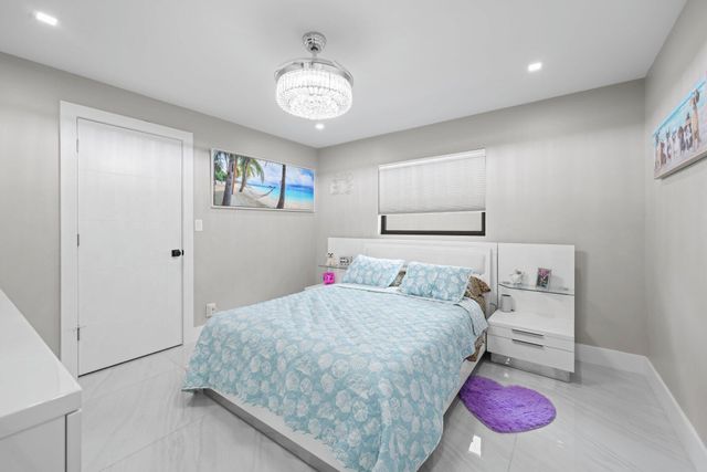 2820 NE 47th Street, Lighthouse Point, FL 33064
