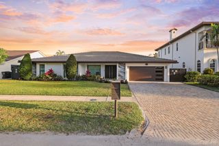 2820 NE 47th Street, Lighthouse Point, FL 33064