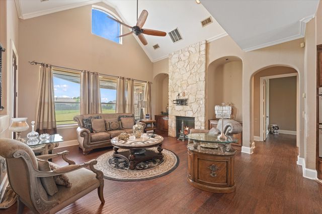 9770 County Road 483, Lavon, TX 75166