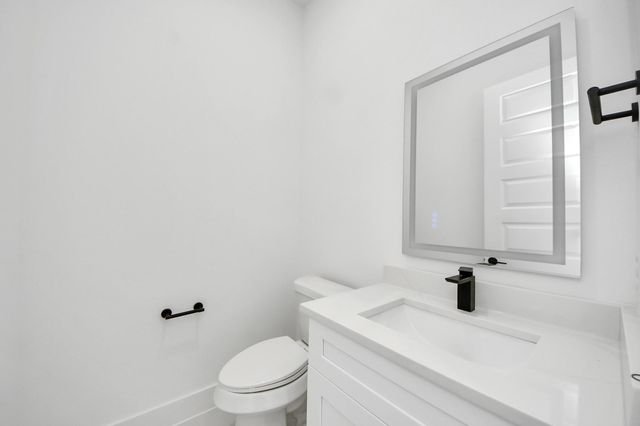 3310 Hardy Street, Houston, TX 77009