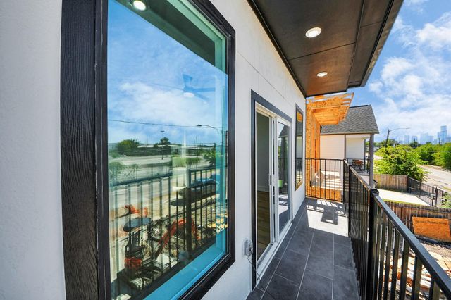 3310 Hardy Street, Houston, TX 77009