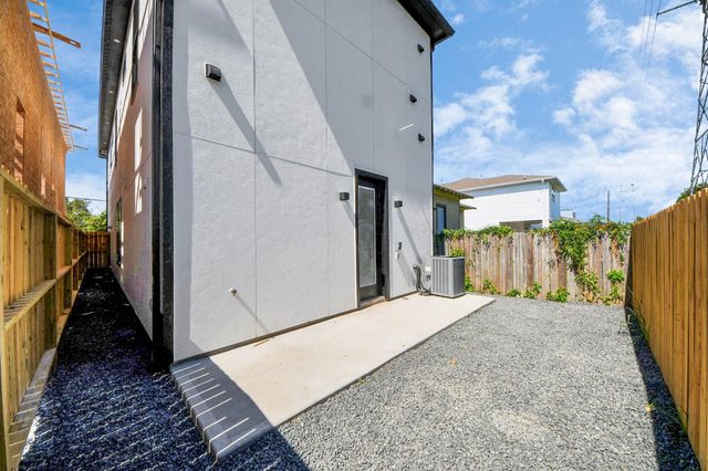 3310 Hardy Street, Houston, TX 77009