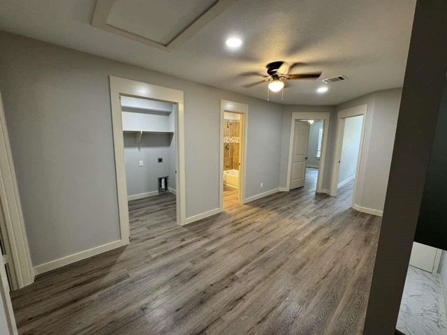 5802 Twisted Pine Court D, Houston, TX 77039