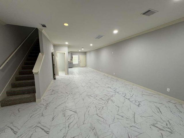 5802 Twisted Pine Court D, Houston, TX 77039